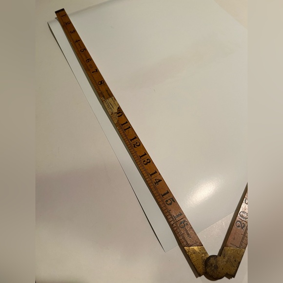 HULU’S CASTLE ROCK TV POSTER. - Picture 5 of 6